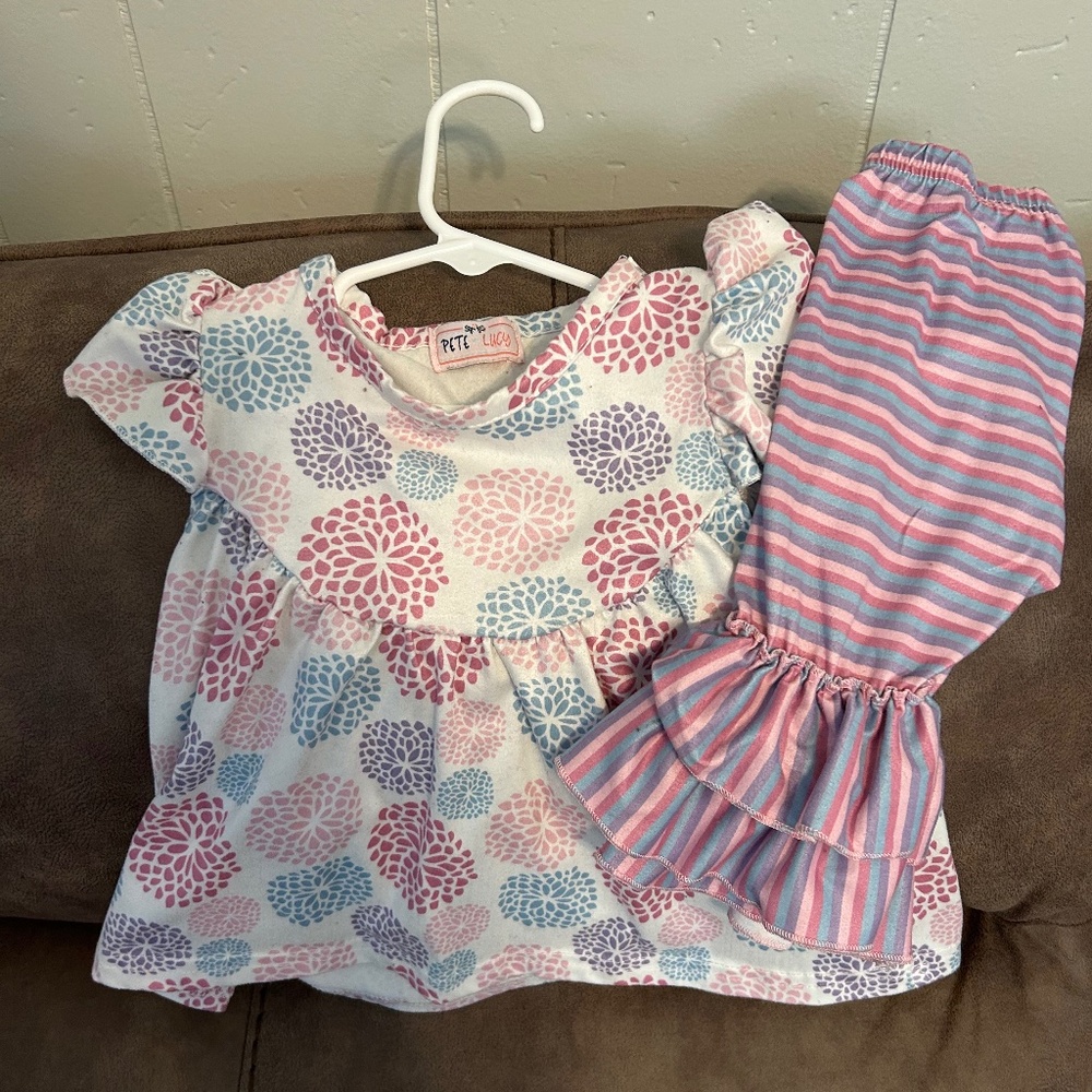 Pete & Lucy floral short set